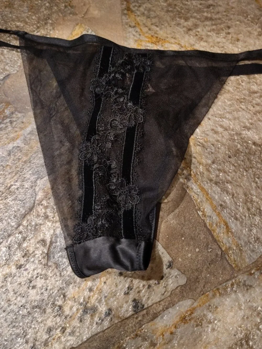 Victoria's Secret Very Sexy Brazilian Velvet Trim Black Panties Size XL